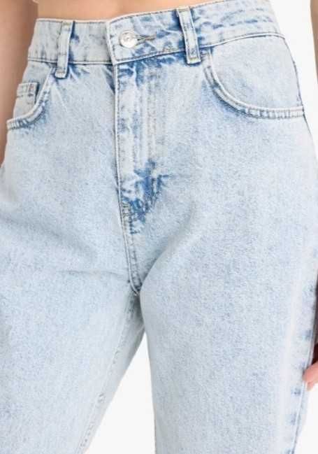 Дънки С Широки Крачоли