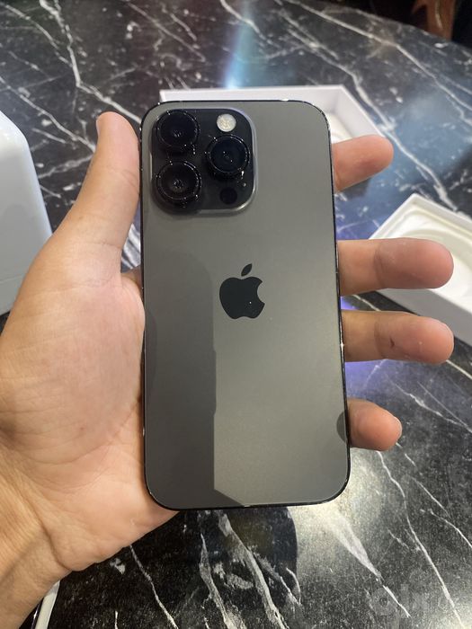 Iphone 14pro qora