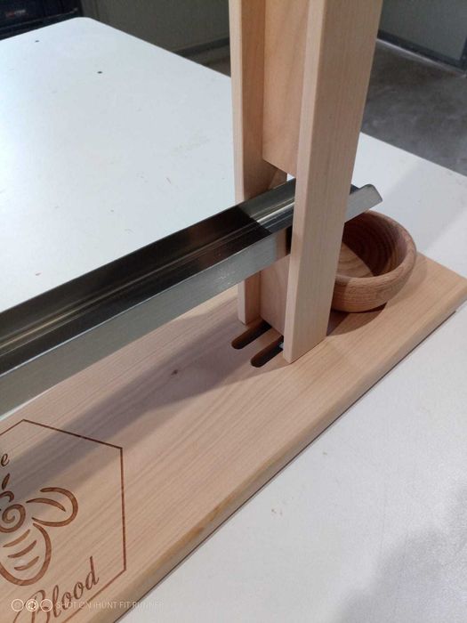 Suport pentru rama figure cu miere, 70 x 16 x 2.5 cm