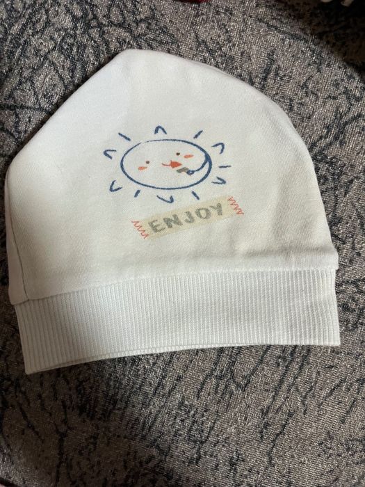 Бебешки прекрасни шапки