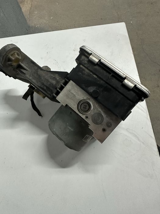 Bmw G20 g21 g22 g23 ABS помпа