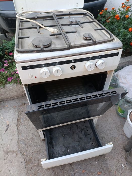 Кухонная плита Продам