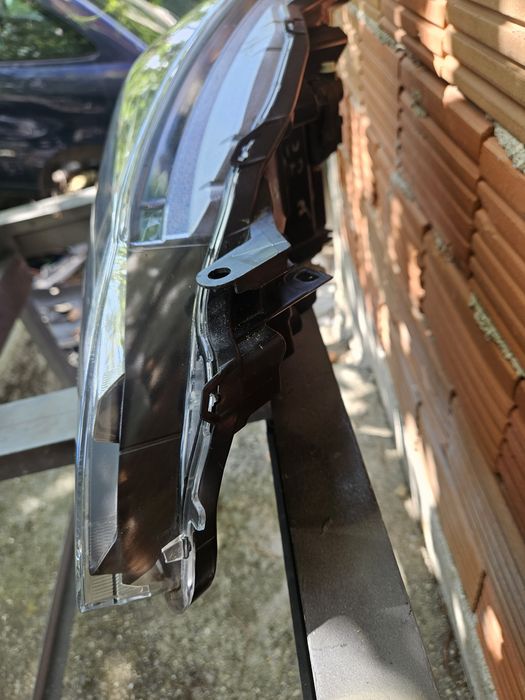 Лед десен фар за Тойота Ярис след 2017г