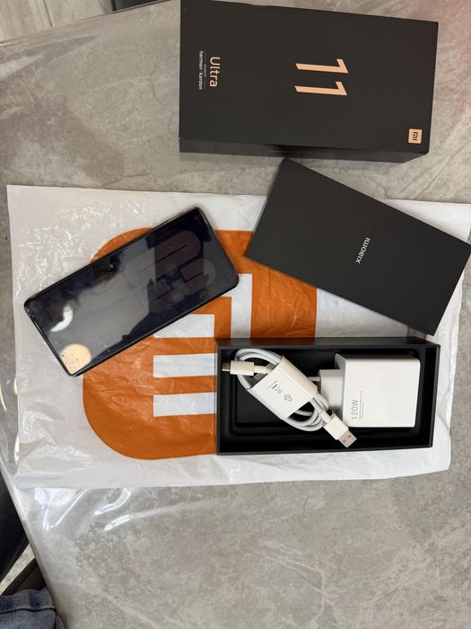 Xiaomi 11 ultra память 12+8/512гб hyperOS