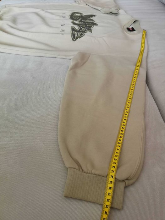 Продавам ватирани блузи