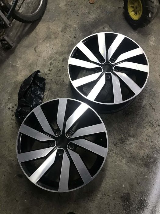 2 бр. Оригинални джанти VW Passat 18”