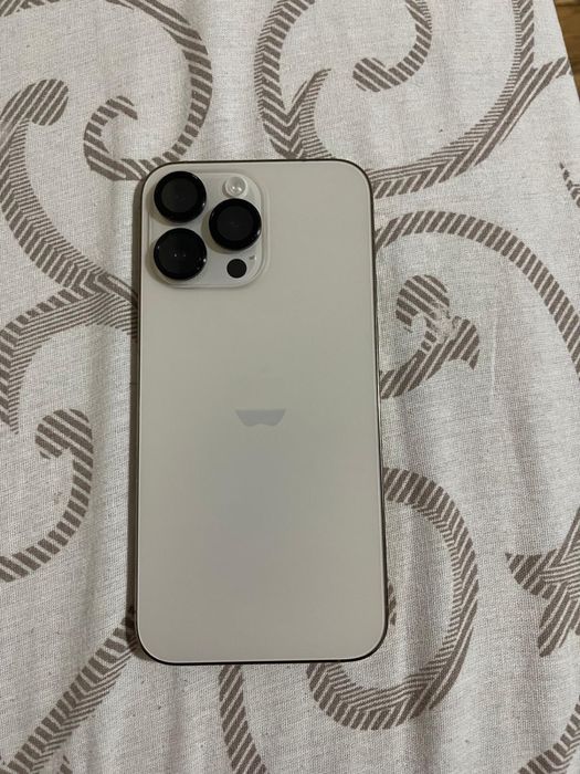 Vând iphone 14 pro max ca nou