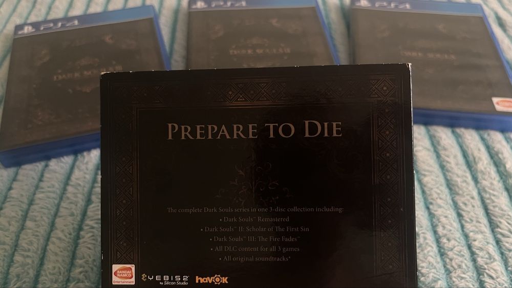 Продам Dark Souls Trilogy