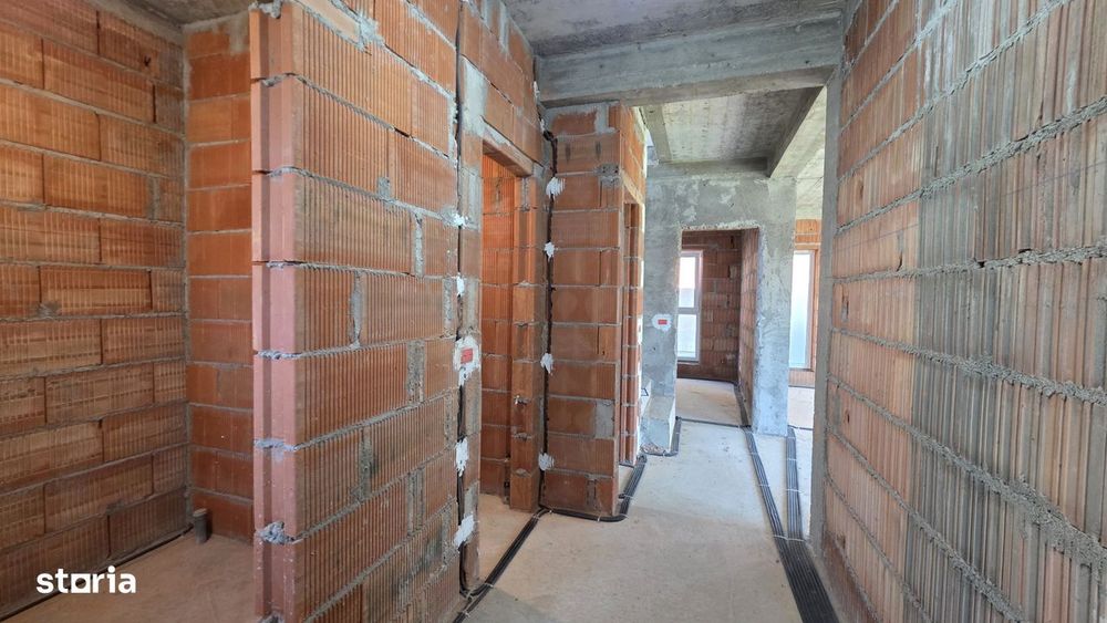 Duplex 5 camere | despartit prin garaj, 117 mp utili | teren 340 mp |