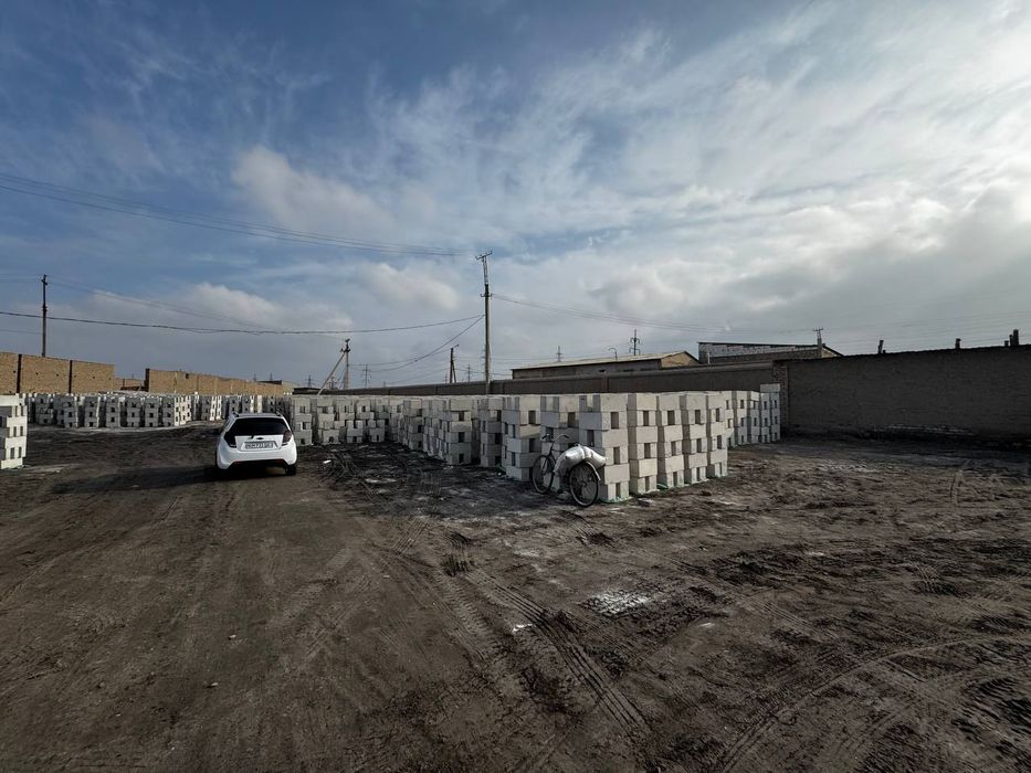 Урганч шахарда Нотурур йер ишлаб чикариш учун хусусий темирйоли билан