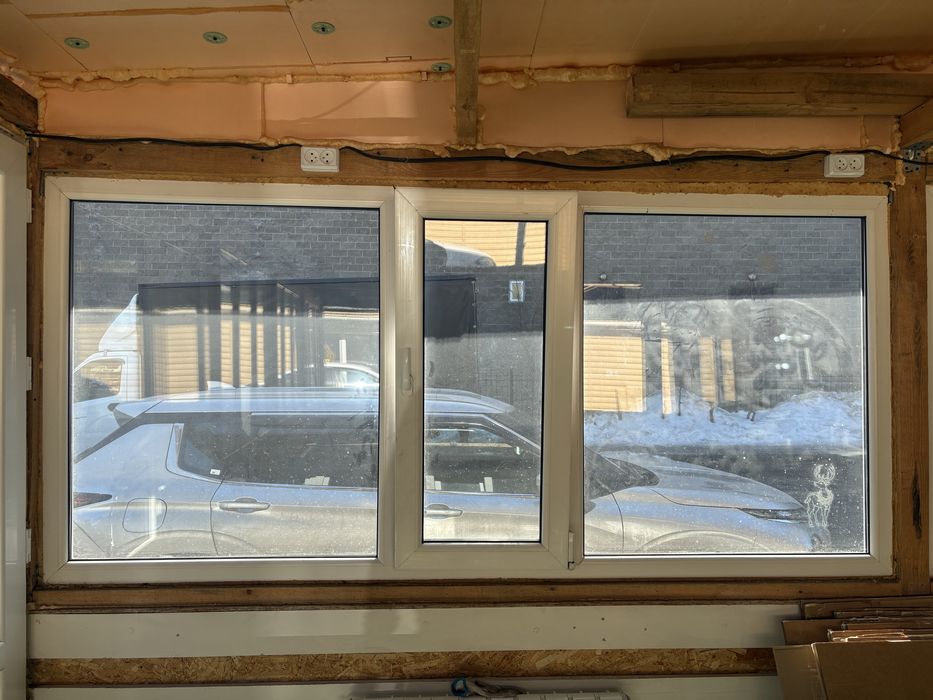 Продам рдастиковые окна