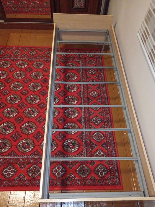 Односпальные кровати