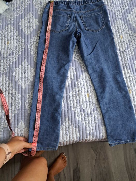 Джинсы на девочку 8л фирменные Carters