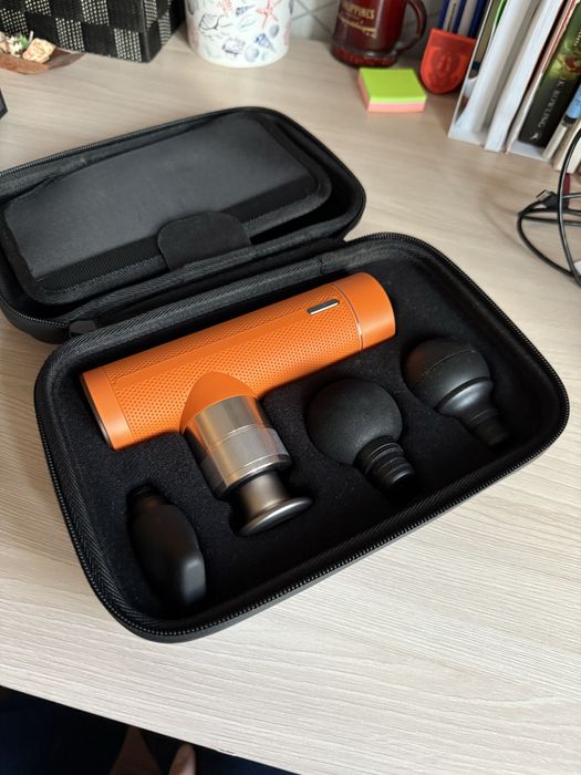 Массажер BORK новый