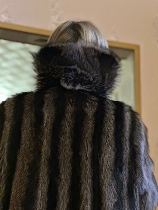 Продам шубу Енот