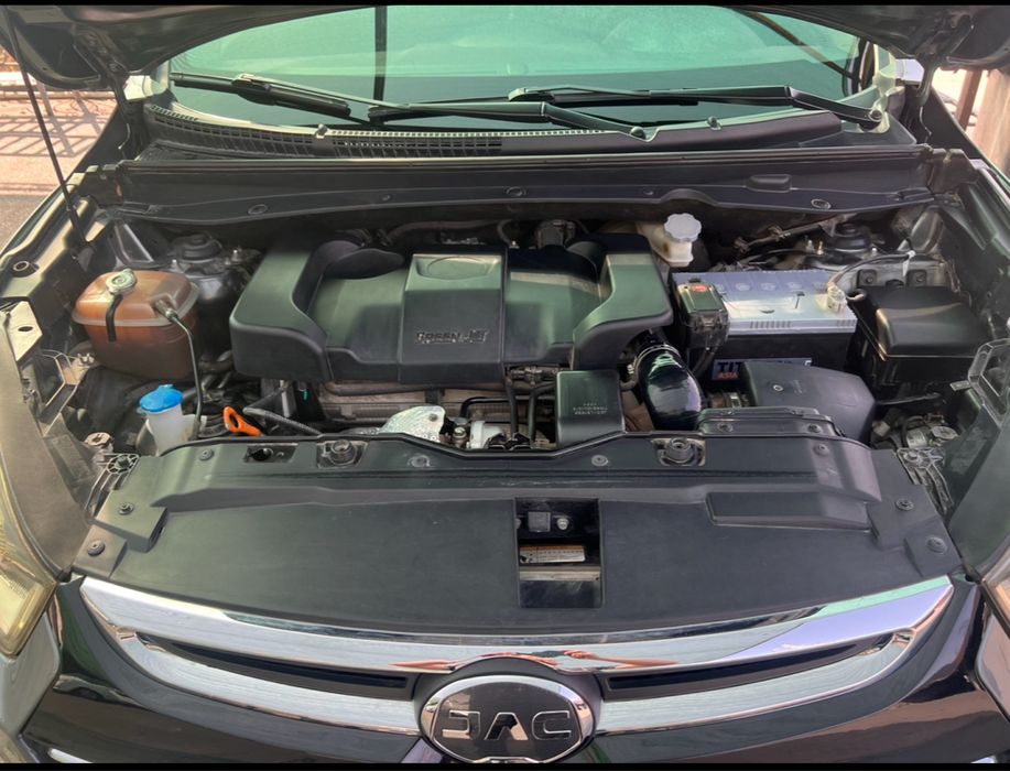 Продаю свой Автомобиль JAC S 5