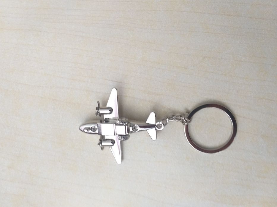 Брелок на ключи из металла