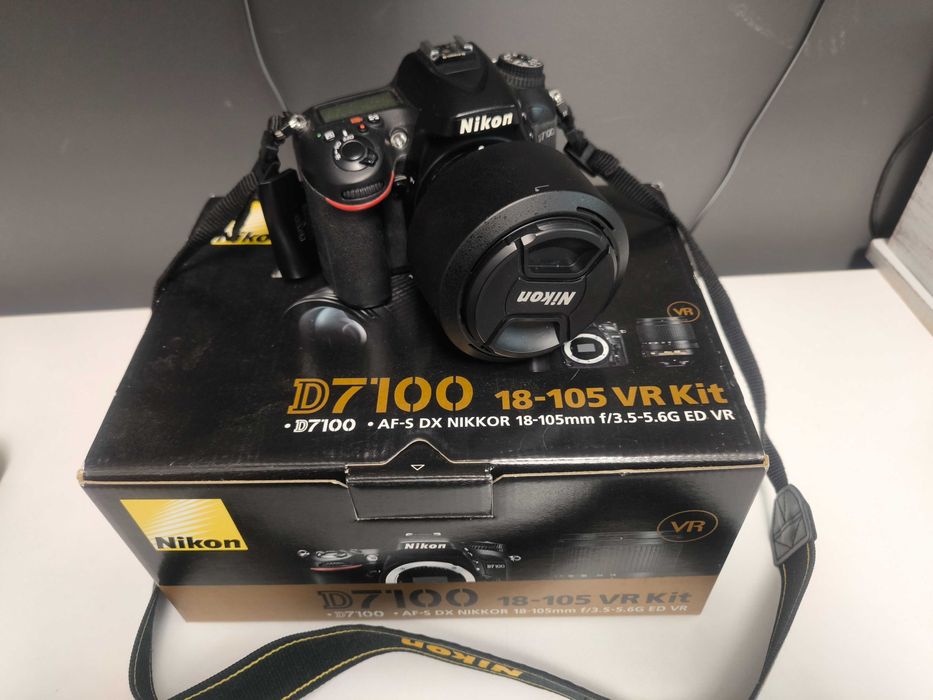 Camera Foto DSLR Nikon D7100