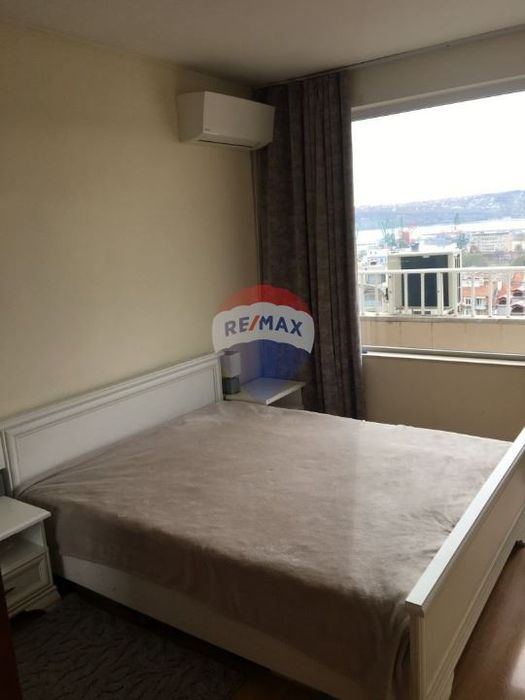 Продава се Тристаен апартамент в Варна, Операта - 105 кв.м за 2448 €/кв.м - Снимка #10