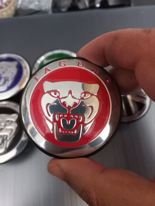 JAGUAR - Set 4 capace pentru jante aliaj