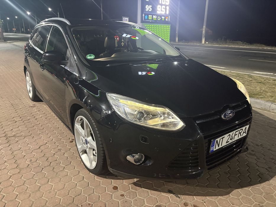 Vând Ford Focus 2011 1.6 eco boost