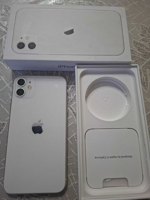 Iphone 11 белый  128 ггбт