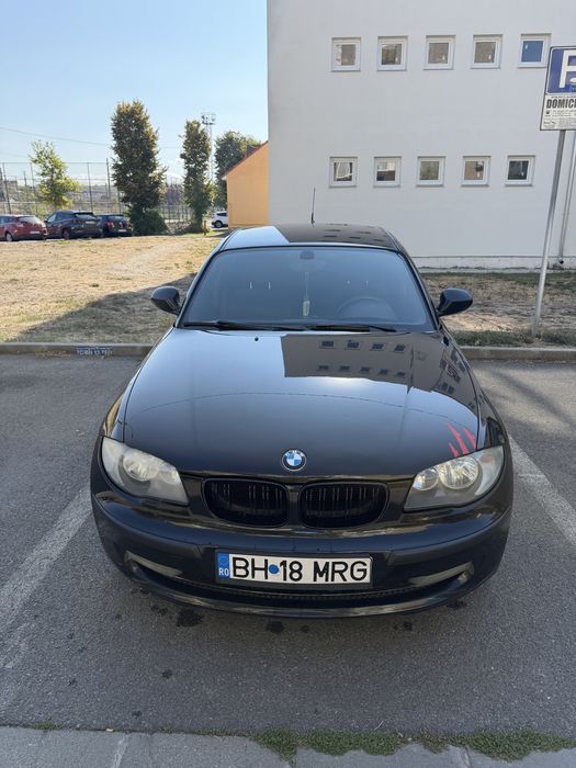 BMW Seria 1 2009 — imagine 2