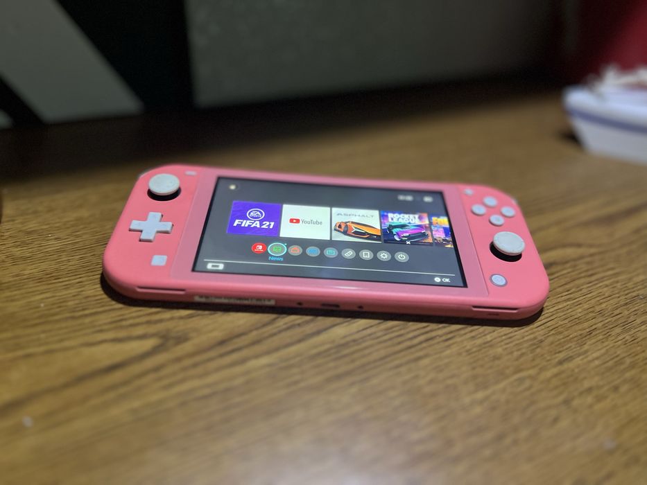 Vand consola Nintendo Swithch Lite