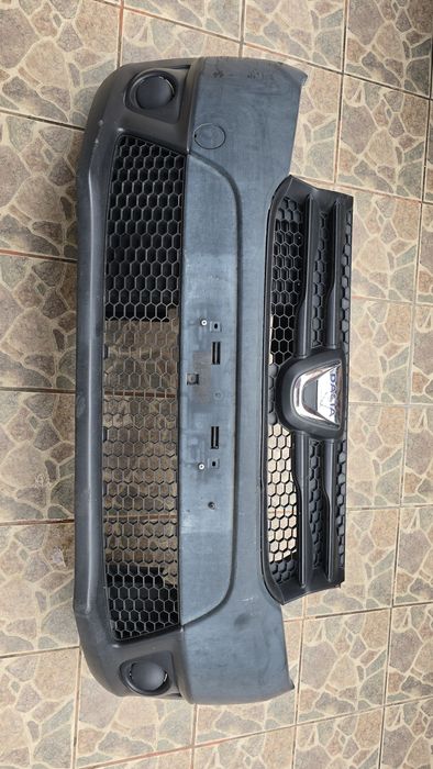 Bara fata dacia Logan sandero