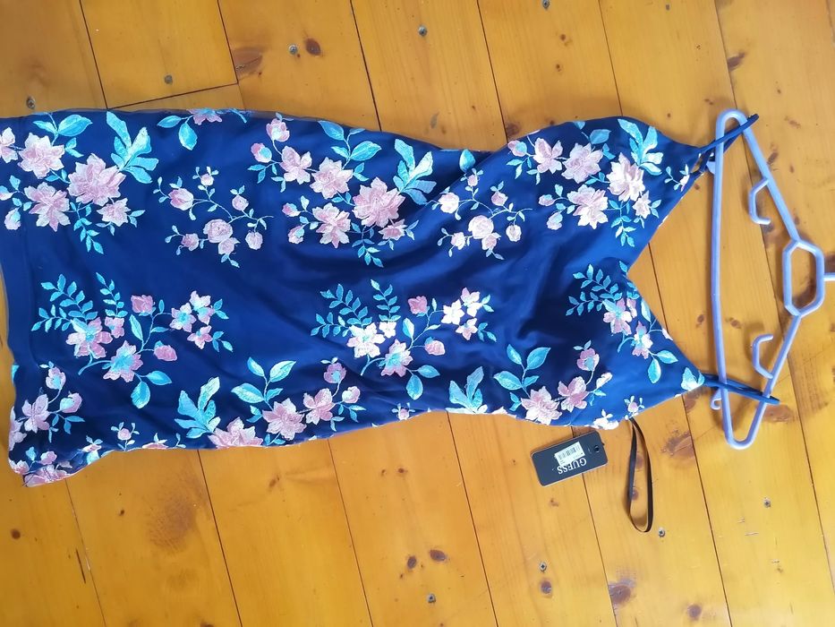 Rochie Guess, ocazie