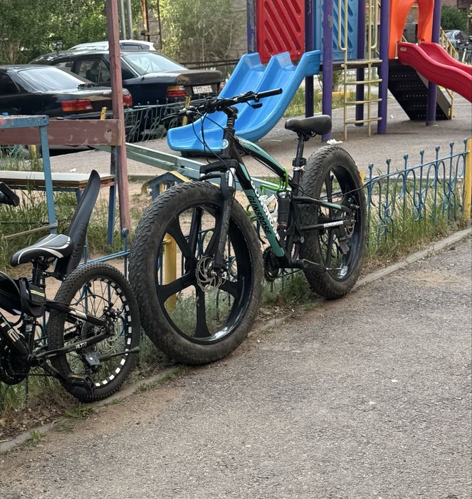 Продаю велосипед с большими колесами