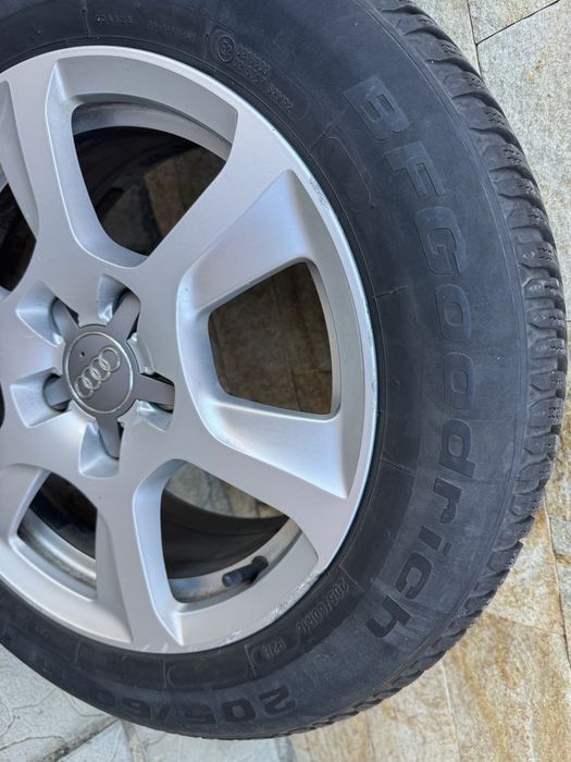 Оригинални джанти Audi 16 цола с 4 зимни гуми BFGoodrich G-Force Winter 2