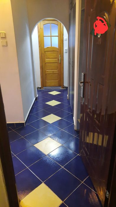 Vând ap 2 cam dec ultracentral(Republicii)  et 1/4