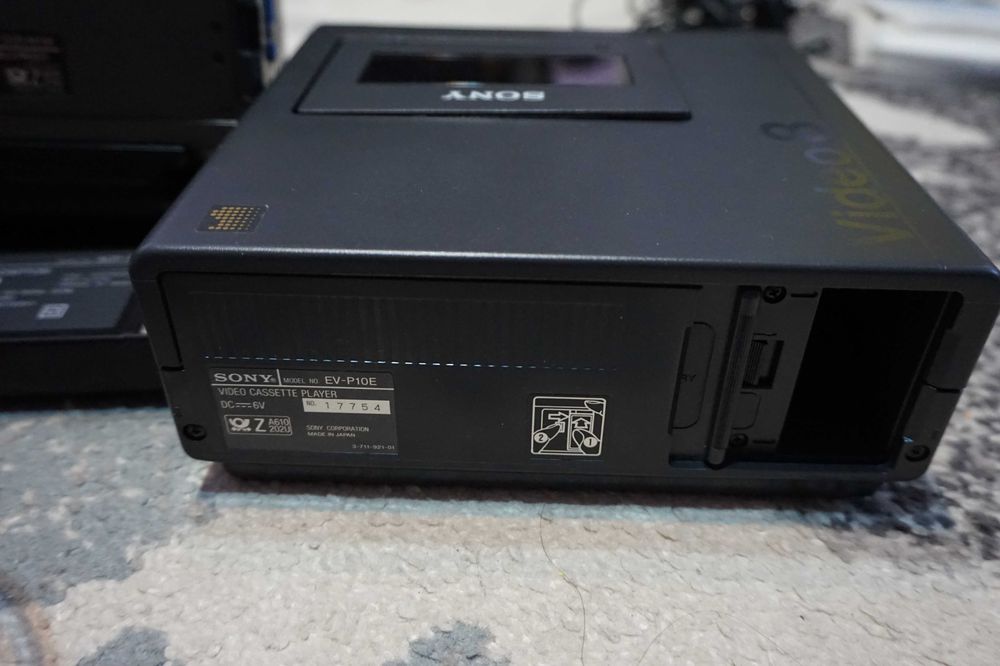 camera video 8  SONY CCD-M10E cu probleme
