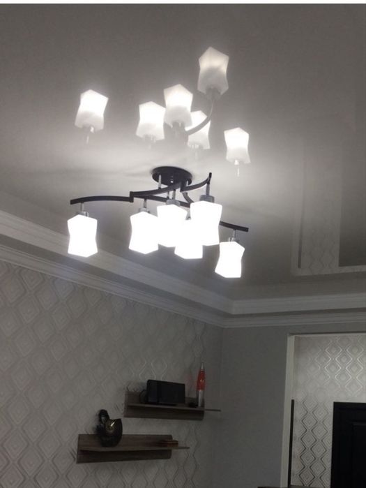 Продам 6-ти рожковую люстру