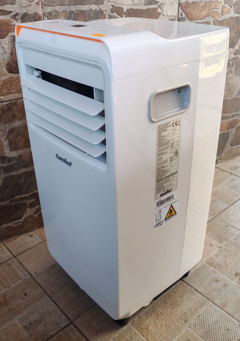 Мобилен климатик с влаго абсорбатор