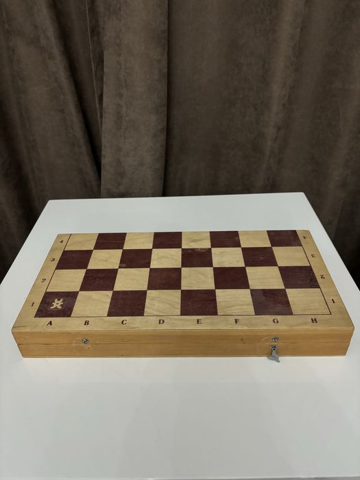 Срочно продам шахматы