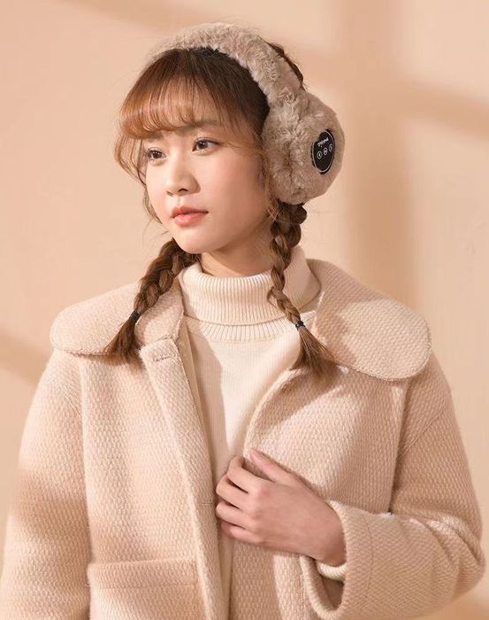 Меховые наушники с блютуз и подключением к телефону.  Кишки наушниклар