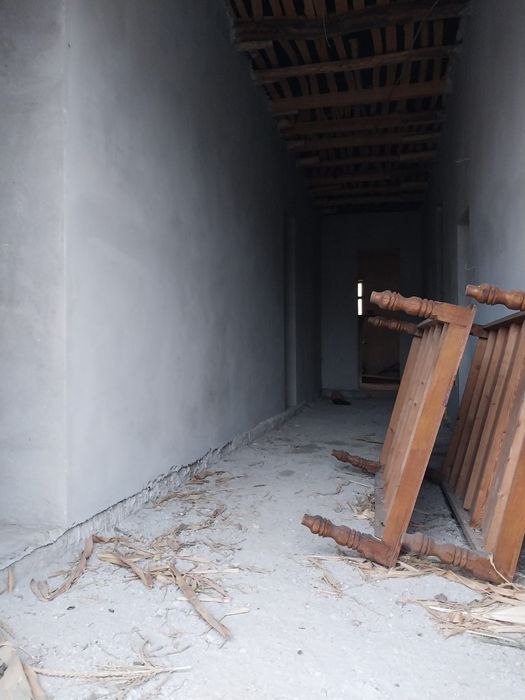 Ховли уй сотилади