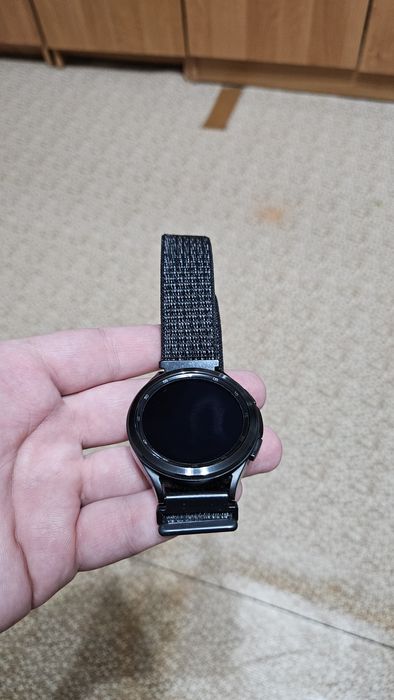 Samsung Galaxy watch 4 classic (46mm.)