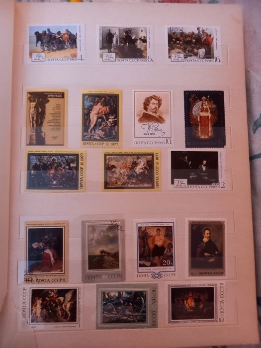 Продам Альбом почтовых марок