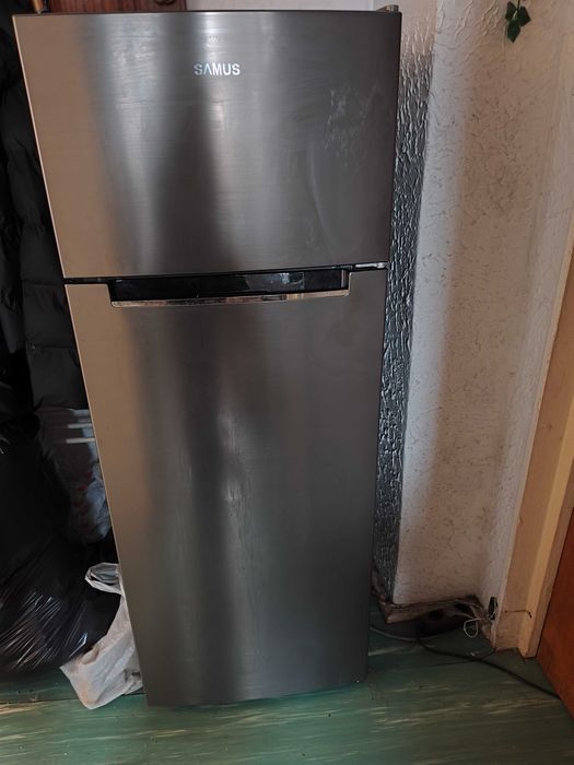 Vând frigider 2 uși Samus argintiu