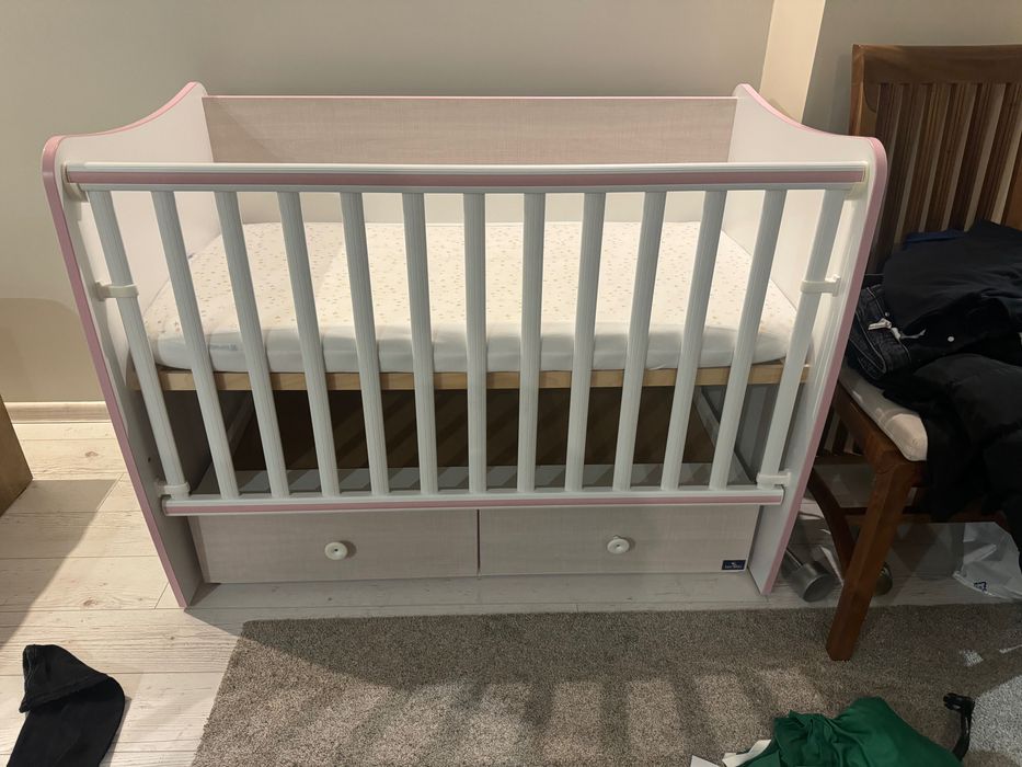 Бебешка кушетка.