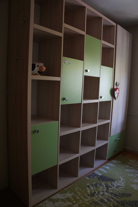 Inchiriez apt. 4 camere