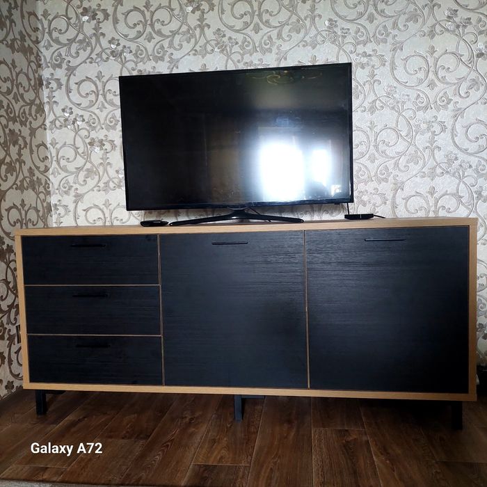 Продам подставку под телевизор