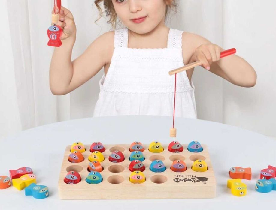 Дървена игра МАГНИТЕН РИБОЛОВ с въдици и риби / нови дървени игри