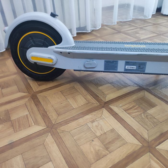 Электросамокат Ninebot Kick Scooter MaxG30LP+ Аквазащита.