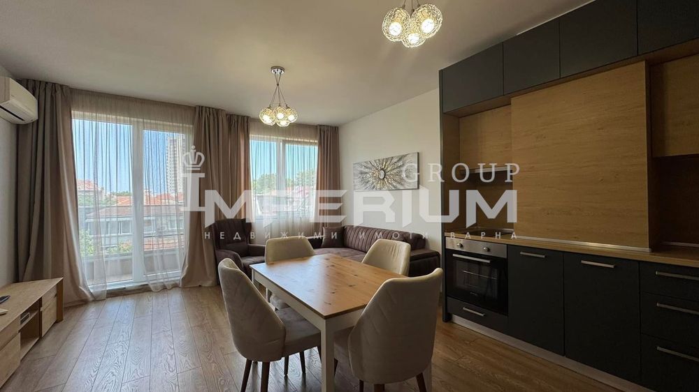 Дава се под наем Тристаен апартамент в Варна, Център - 90 кв.м за 816 € - Снимка #5