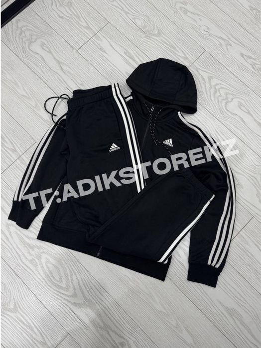 Adidas nike reebok