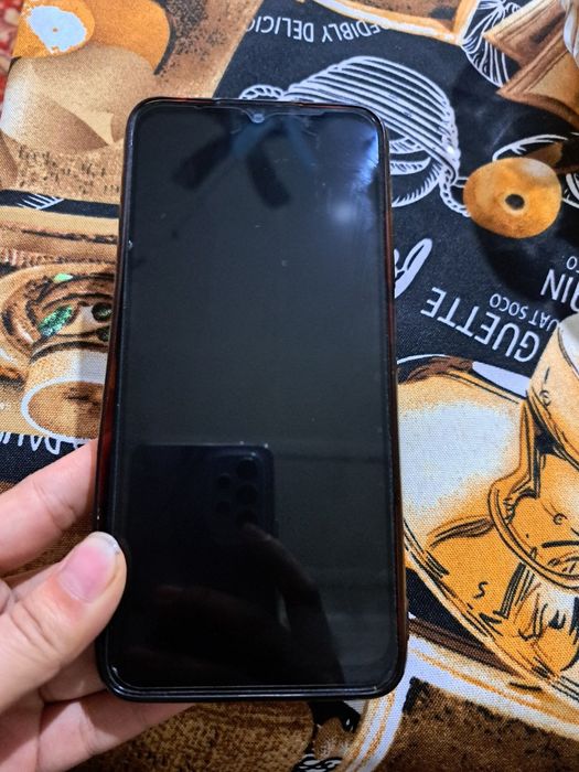 Телефон сотилади